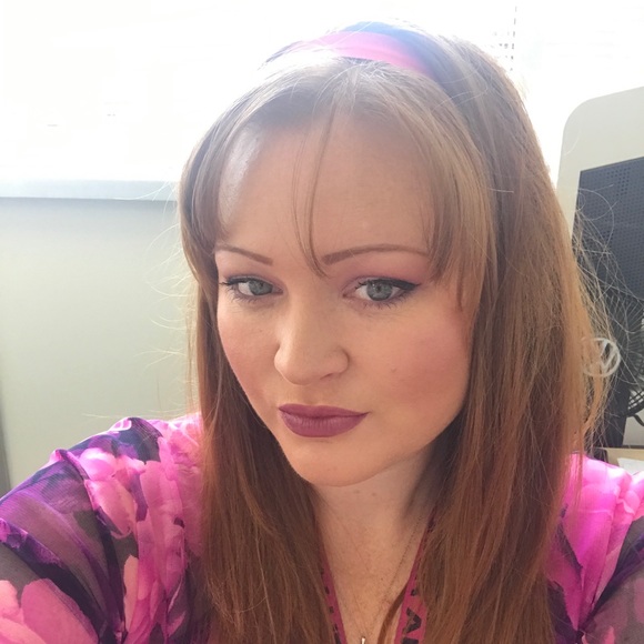 Meet your Posher, Allie - Picture 1 of 1